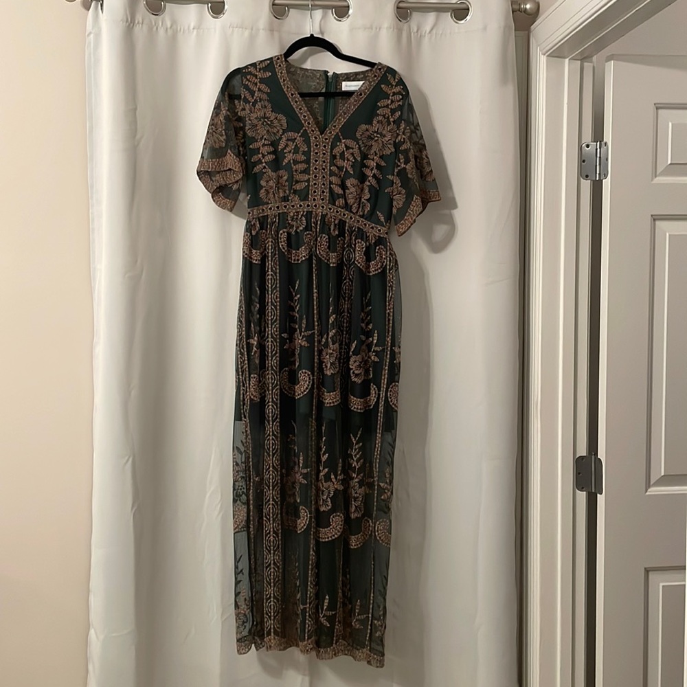 Green maxi dress